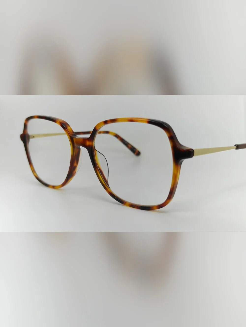 Lenny Tortoiseshell Oversized Square Women’s Frame. Mid Mount. Spring Hinge.